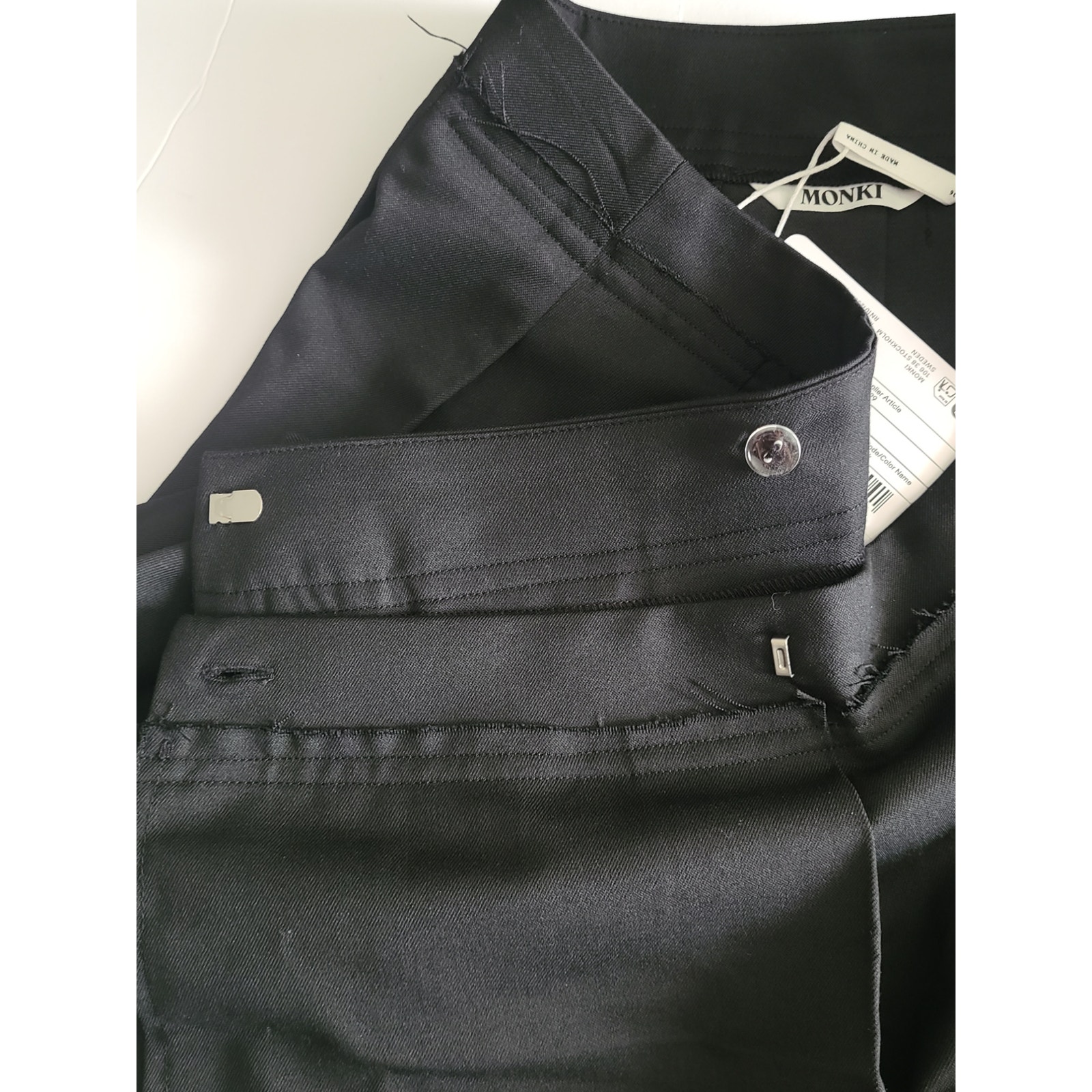 Monki Asymmetrical Pleated Mini Skirt Nwt Size 4 — image 6 of 8